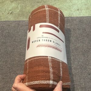Throw Blanket Little Korboose Woven Throw Blanket RUST 50" x 60" New